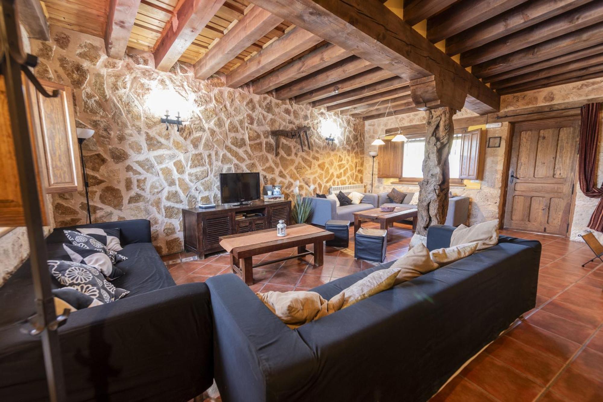 Country house La Hacendera Entre Hoces - 20-28pax-10 Hab Con Banos En *